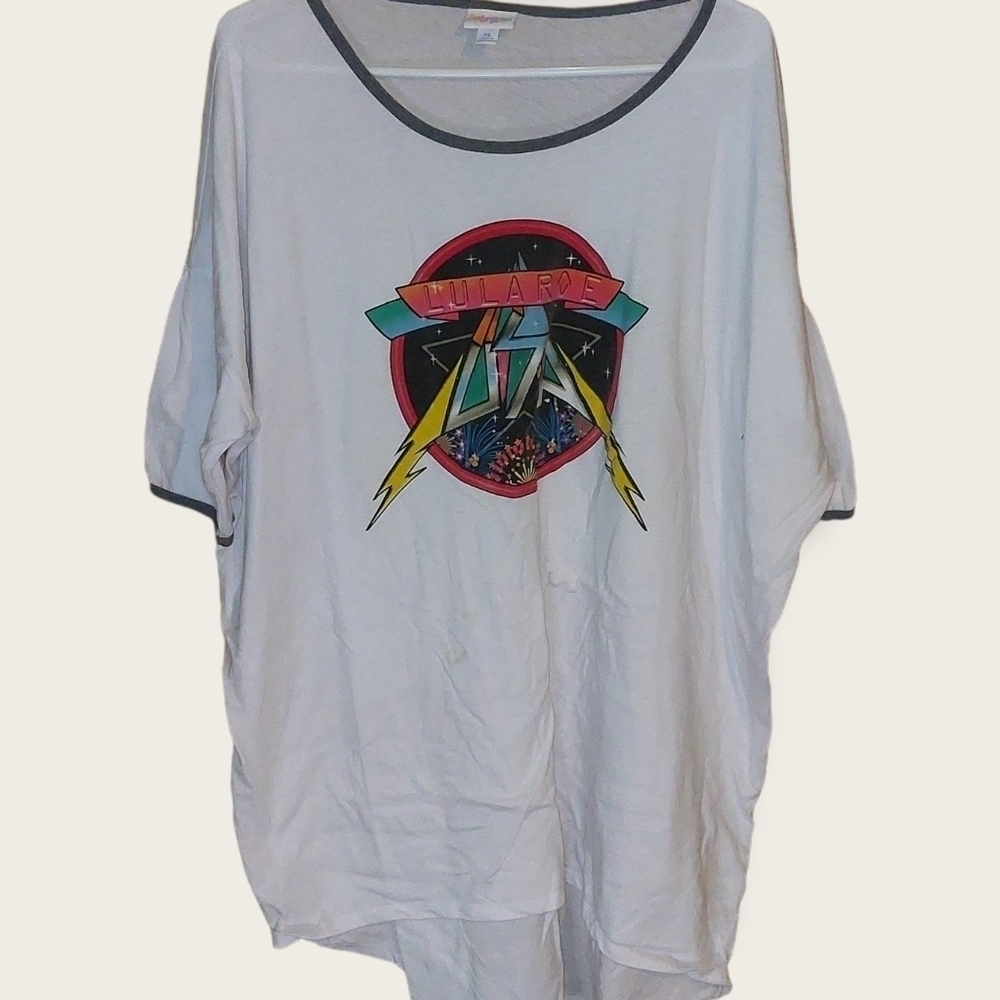 Vintage Lula Roe USA Long T-shirt Night Time Shirt XL.